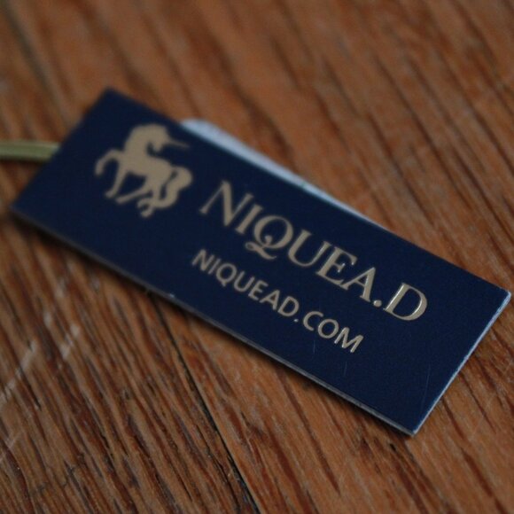 Niquea.D Initial Metal Bracelet - Picture 4 of 6